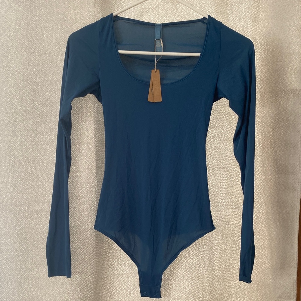 SKIMS Kim Kardashian Jelly Sheer Long Sleeve Bodysuit Ocean S NWT BS-SCN-0347